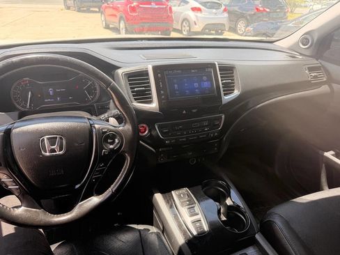 Used 2016 Honda Pilot Elite image 11