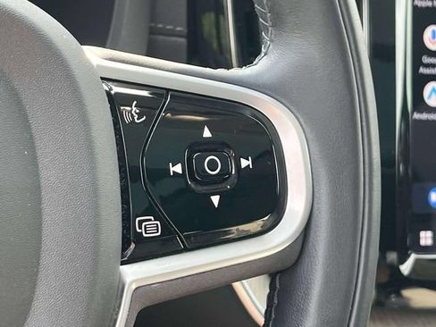 Used 2022 Volvo XC60 B6 Inscription w/ Advanced Package AWD/4WD image 32