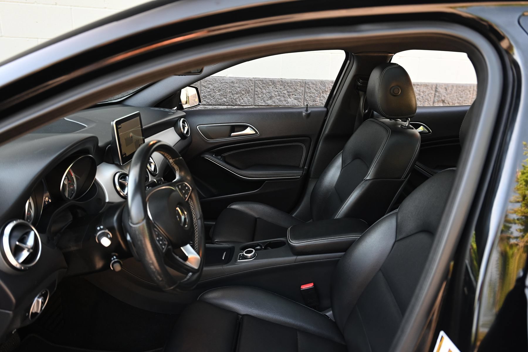 Used 2016 Mercedes-Benz GLA 250 image 12