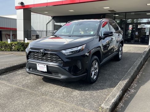 Certified 2024 Toyota RAV4 XLE AWD/4WD image 3