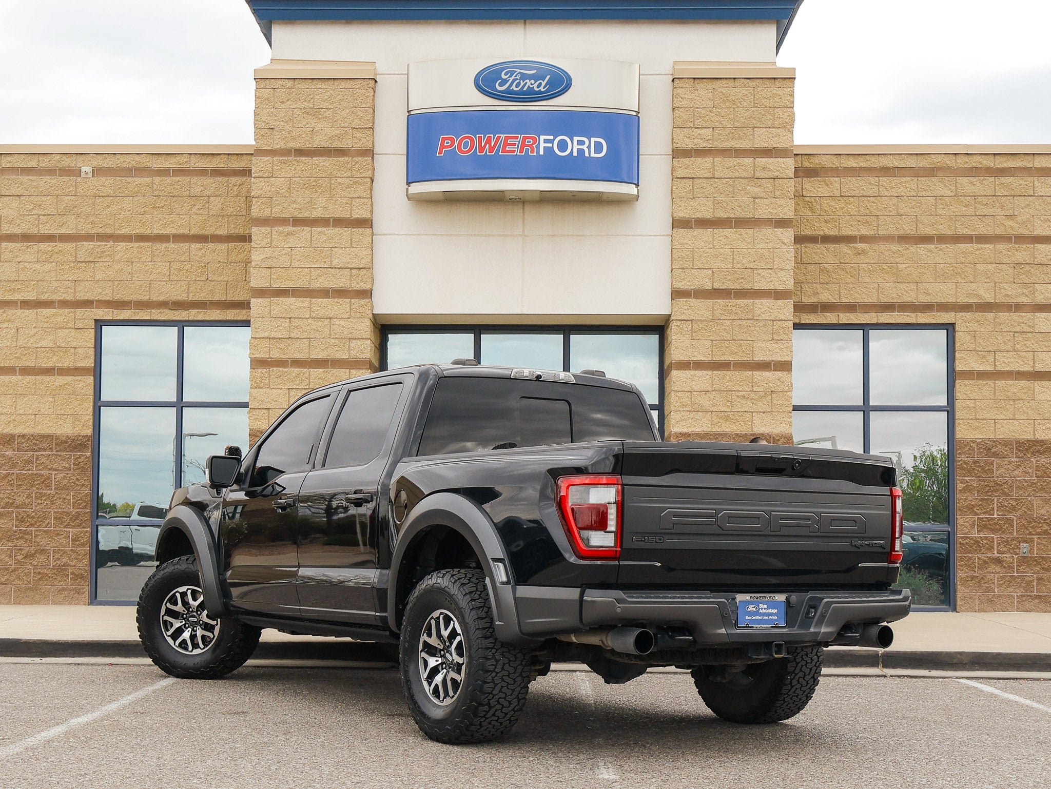 Certified 2022 Ford F150 Raptor w/ Equipment Group 801A High AWD/4WD image 8
