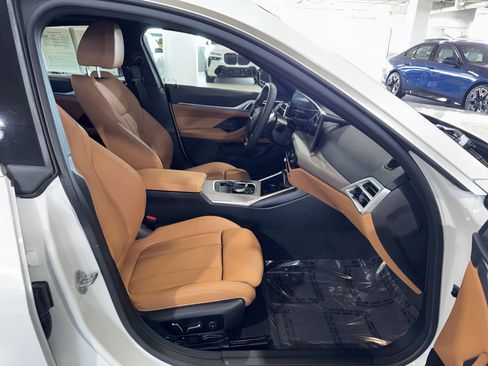 Certified 2025 BMW i4 xDrive40i w/ Parking Assistance Package image 10