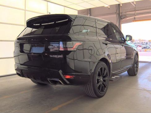 Used 2021 Land Rover Range Rover Sport HST image 11
