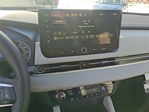 New 2026 Mitsubishi Outlander SE image 10