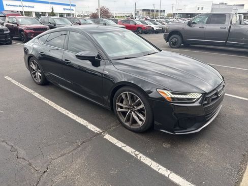 Used 2021 Audi A7 e Premium Plus w/ Executive Package image 2