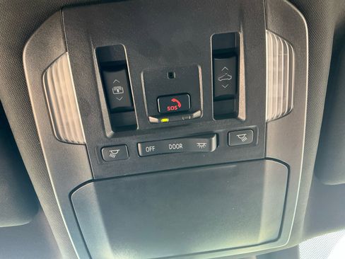 Used 2024 Toyota Highlander Platinum image 31