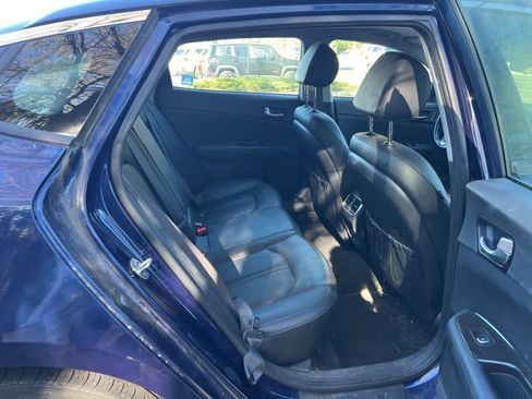 Used 2018 Kia Optima EX image 16