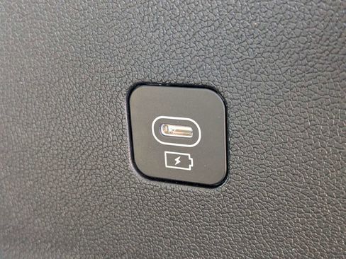 Certified 2024 Kia Sorento EX FWD image 18