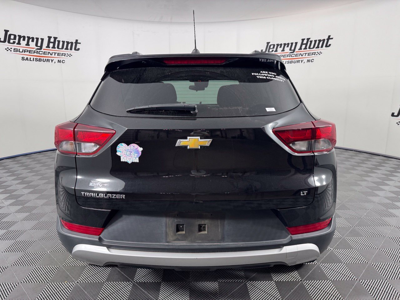 Used 2023 Chevrolet TrailBlazer LT FWD image 7