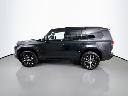 Certified 2026 Lexus GX 550 AWD/4WD image 8