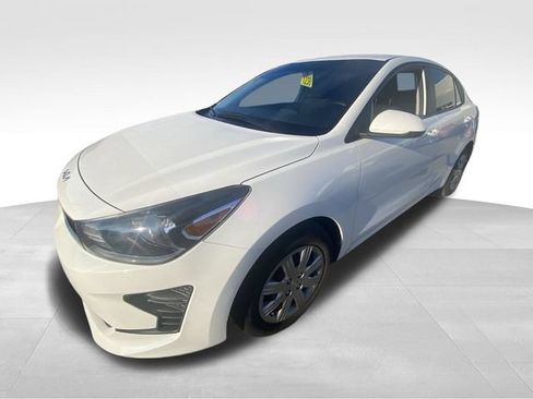 Used 2023 Kia Rio LX FWD image 2