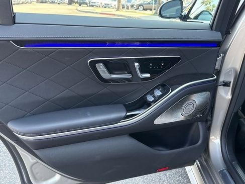 Used 2024 Mercedes-Benz S 580 4MATIC Sedan image 25