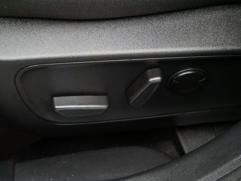 Used 2023 Ford Escape Active image 12