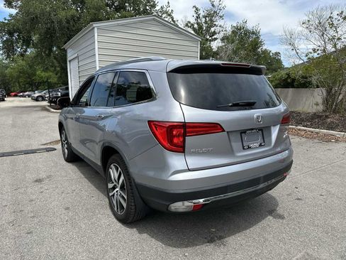 Used 2018 Honda Pilot Elite image 4