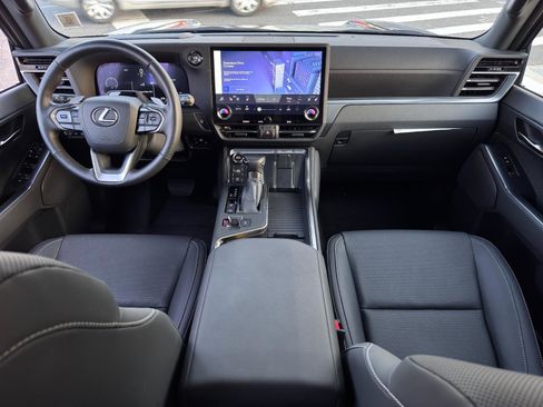 Used 2024 Lexus GX 550 GX 550 Premium w/ Accessory Package (31) image 26