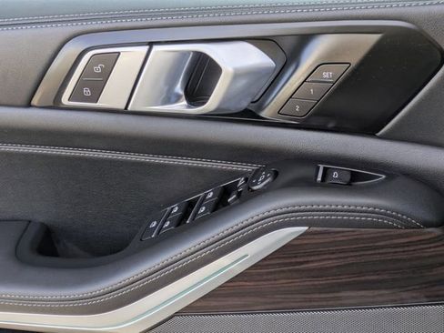 Used 2026 BMW X5 xDrive40i w/ Premium Package image 24