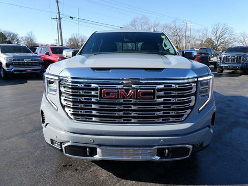 Certified 2025 GMC Sierra 1500 Denali w/ Denali Reserve Package image 12