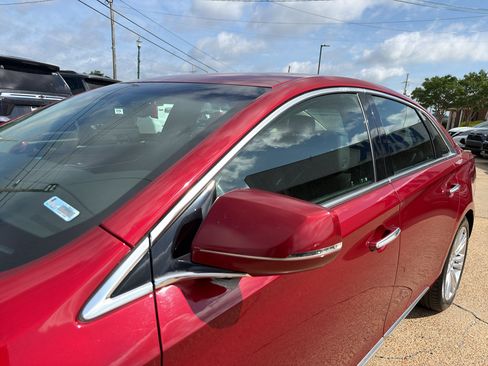 Used 2019 Cadillac XTS Luxury FWD image 11