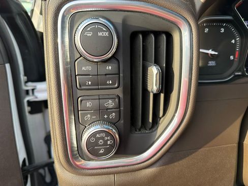 Certified 2022 GMC Sierra 3500 Denali image 35