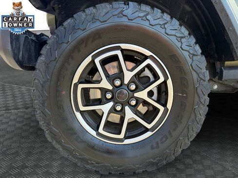 Used 2026 Jeep Wrangler Unlimited Rubicon AWD/4WD image 20