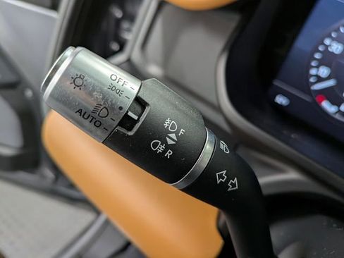 Used 2020 Land Rover Defender 110 X image 17