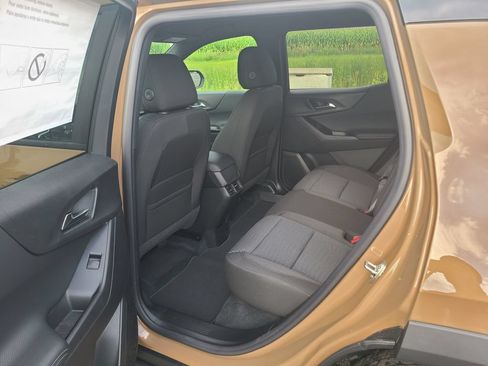 New 2027 Chevrolet Equinox LT FWD image 18