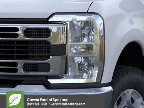 New 2026 Ford F350 XLT w/ 360-Degree Camera Package AWD/4WD image 18