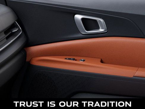 New 2026 Kia Carnival EX image 25