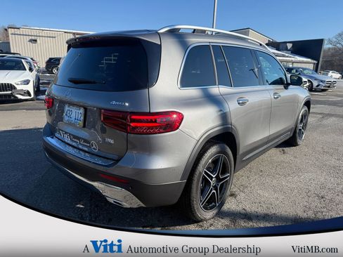 Used 2026 Mercedes-Benz GLB 250 4MATIC image 8