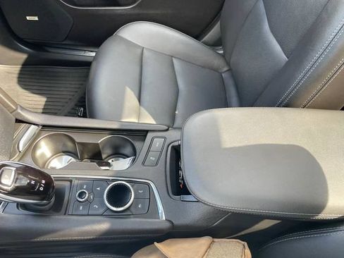 Used 2023 Cadillac XT5 Sportv AWD/4WD image 3