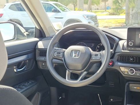 Used 2024 Honda CR-V EX image 3