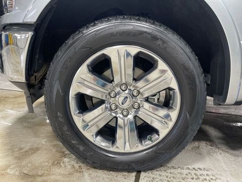 Used 2020 Ford F150 Lariat w/ Equipment Group 502A Luxury AWD/4WD image 10
