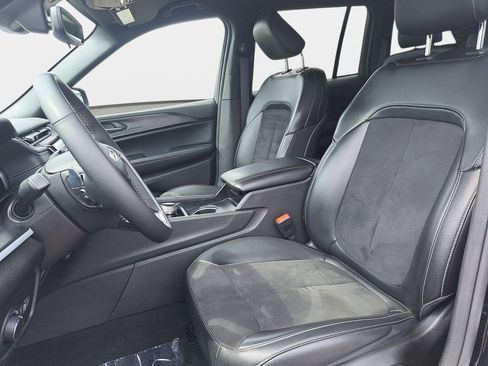 Certified 2024 Jeep Grand Cherokee Altitude AWD/4WD image 15