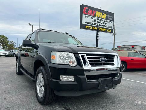 Used 2010 Ford Explorer Sport Trac XLT image 2