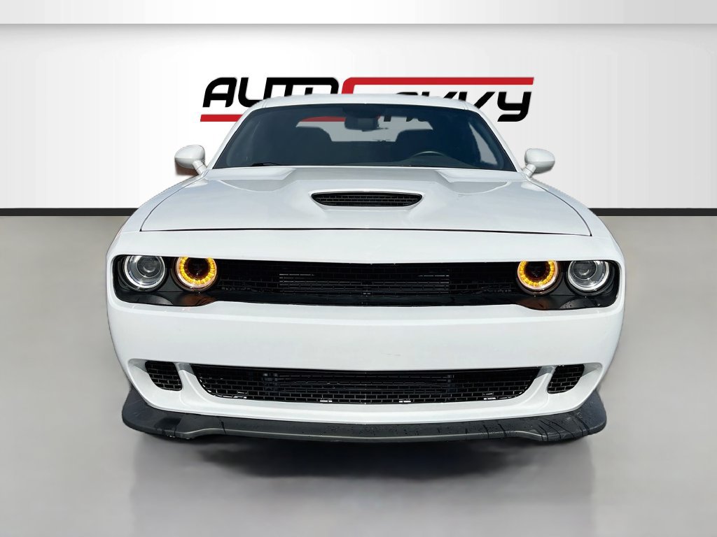Used 2023 Dodge Challenger R/T RWD image 2