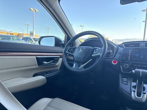 Used 2020 Honda CR-V Touring image 27