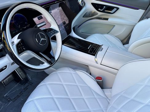 New 2025 Mercedes-Benz Maybach EQS 680 4MATIC image 20