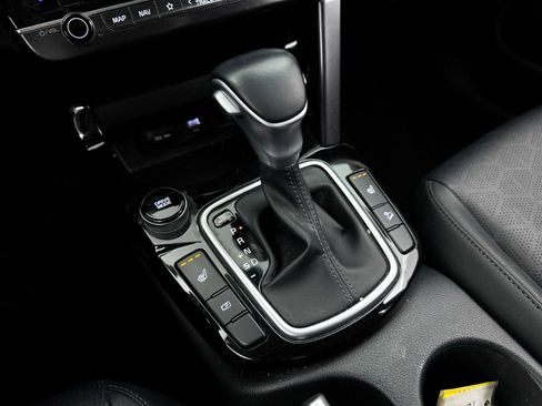 Certified 2024 Kia Seltos EX FWD image 26