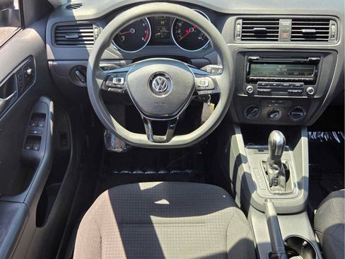 Used 2015 Volkswagen Jetta S FWD image 13