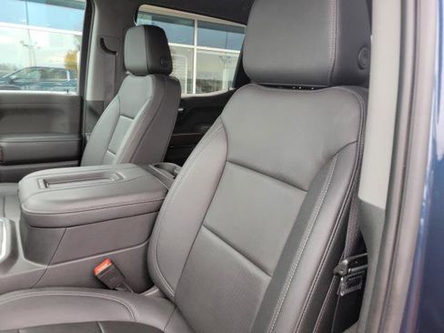 Certified 2022 GMC Sierra 1500 SLT w/ SLT Convenience Package image 20