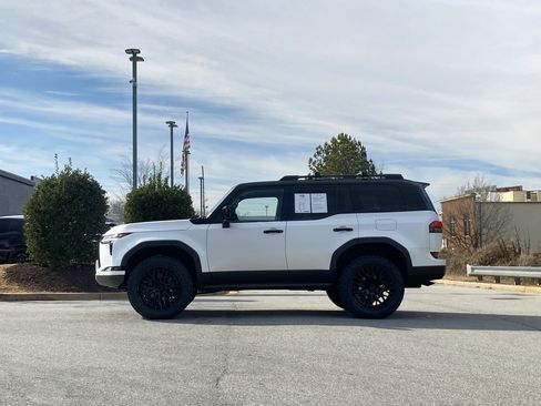 Used 2024 Lexus GX 550 image 56