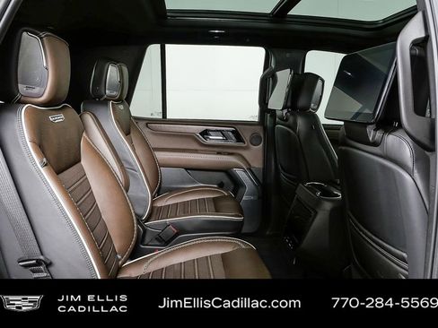Used 2025 GMC Yukon Denali Ultimate image 23