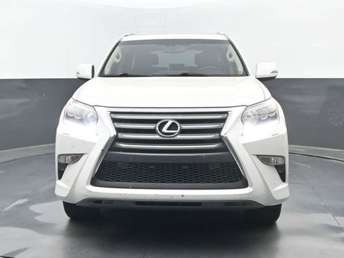 Used 2018 Lexus GX 460 Premium w/ Premium Package image 5