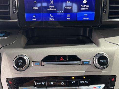 Certified 2023 Ford Explorer XLT w/ Equipment Group 202A AWD/4WD image 30