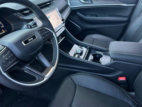 New 2026 Jeep Grand Cherokee Limited image 10