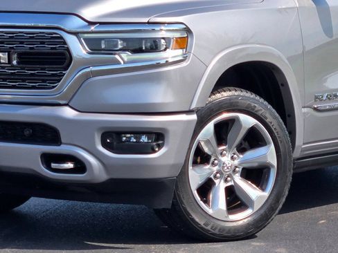Used 2019 RAM 1500 Limited AWD/4WD image 2