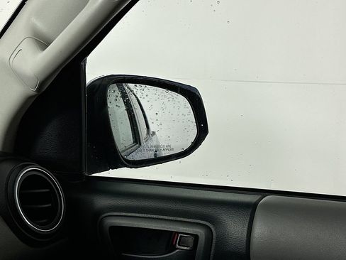 Used 2018 Toyota Tacoma SR5 image 24