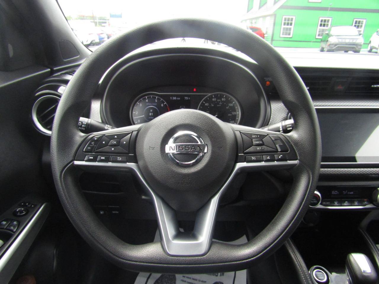 Used 2020 Nissan Kicks SV FWD image 14
