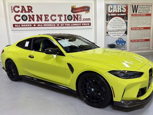 Used 2021 BMW M4 Competition w/ Executive Package RWD image 3