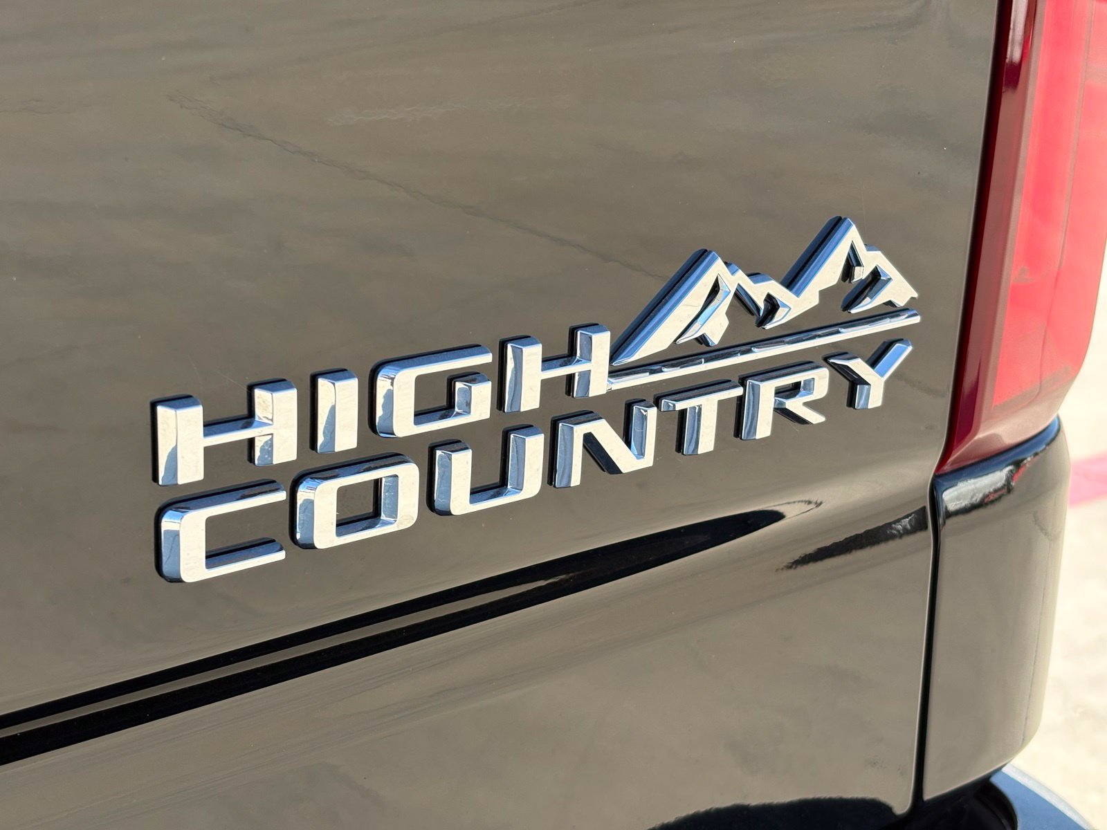Used 2026 Chevrolet Silverado 1500 High Country AWD/4WD image 11